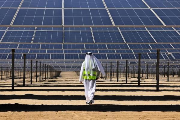 Vooruitzichten voor fotovoltaïsche productenontwikkeling en fuse -toepassingen in het Midden -Oosten
